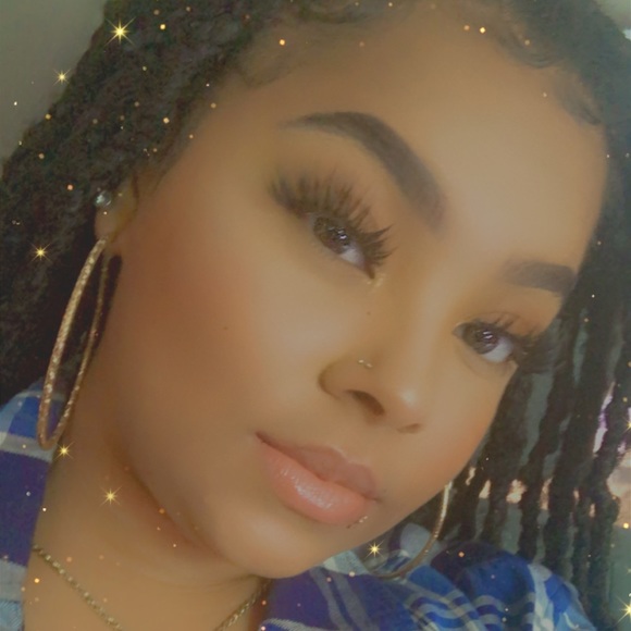 Meet your Posher, Victoria - Picture 1 of 1